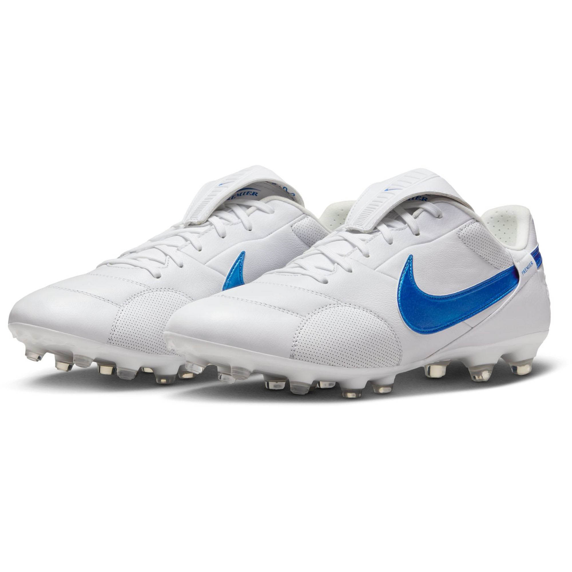 THE NIKE PREMIER III FG